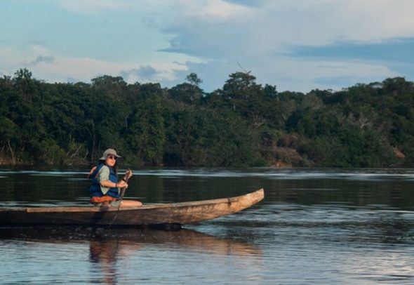 Día 3 - Travesía en curiara por el río
